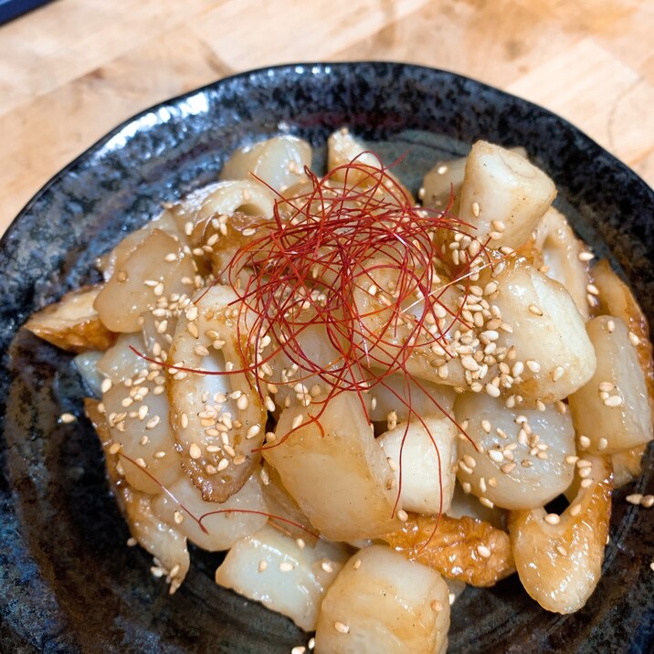 簡単!ちくわとこんにゃくの甘辛炒め!
